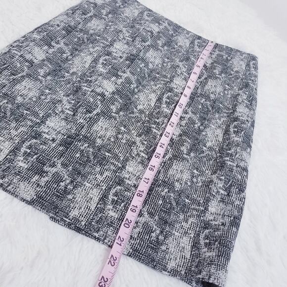 MM. Lafleur New York Pencil Skirts - Picture 6 of 11